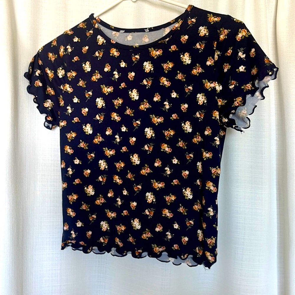Women’s cropped floral shirt